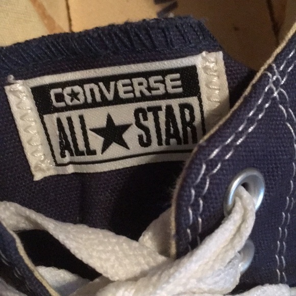 Converse All Star Chuck Taylor tennis shoes 11 - Picture 6 of 11
